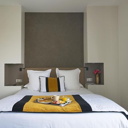 Les Suites - Konine 4 - Hotel & Bar & Restaurant 몽세우레마인즈 외부 사진
